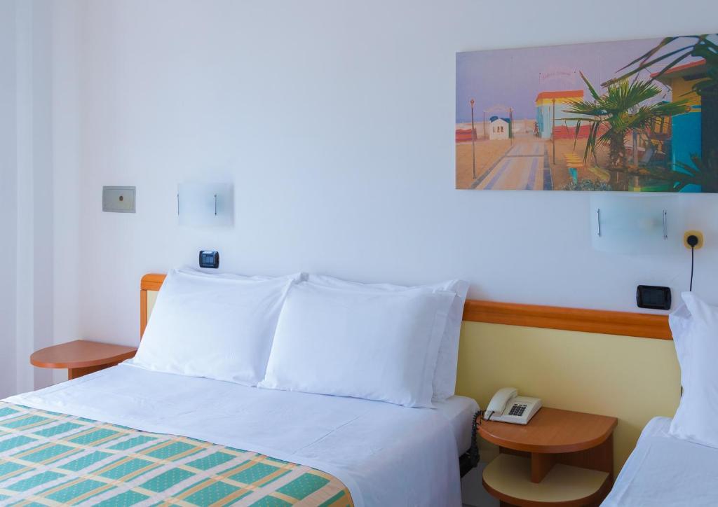Двухместный (Двухместный номер Делюкс с 1 кроватью или 2 отдельными кроватями) отеля Hotel Sultano, Римини