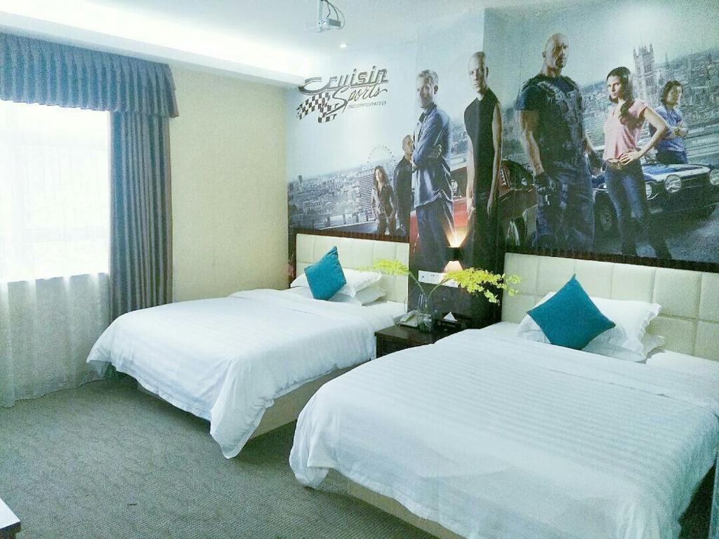 Двухместный (Двухместный номер с 2 отдельными кроватями и собственной ванной комнатой) отеля Jianyi Hotel, Гуанчжоу