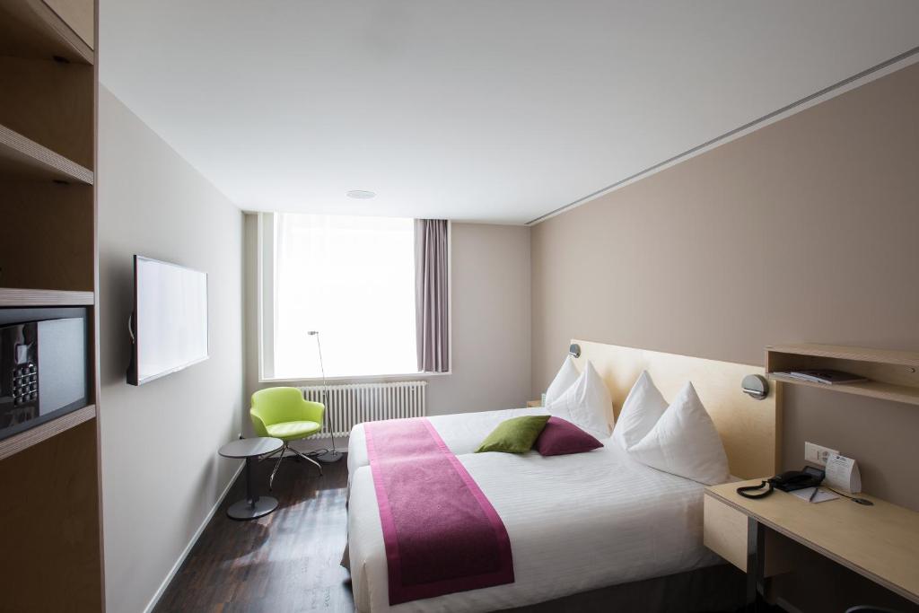 Двухместный (Стандартный двухместный номер с 2 отдельными кроватями) отеля Best Western Hotel Spirgarten, Цюрих