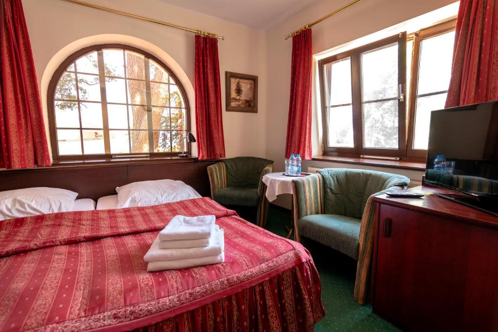 Двухместный (Двухместный номер с 1 кроватью или 2 отдельными кроватями и видом на море) семейного отеля Willa Victor, Ястшембя Гора