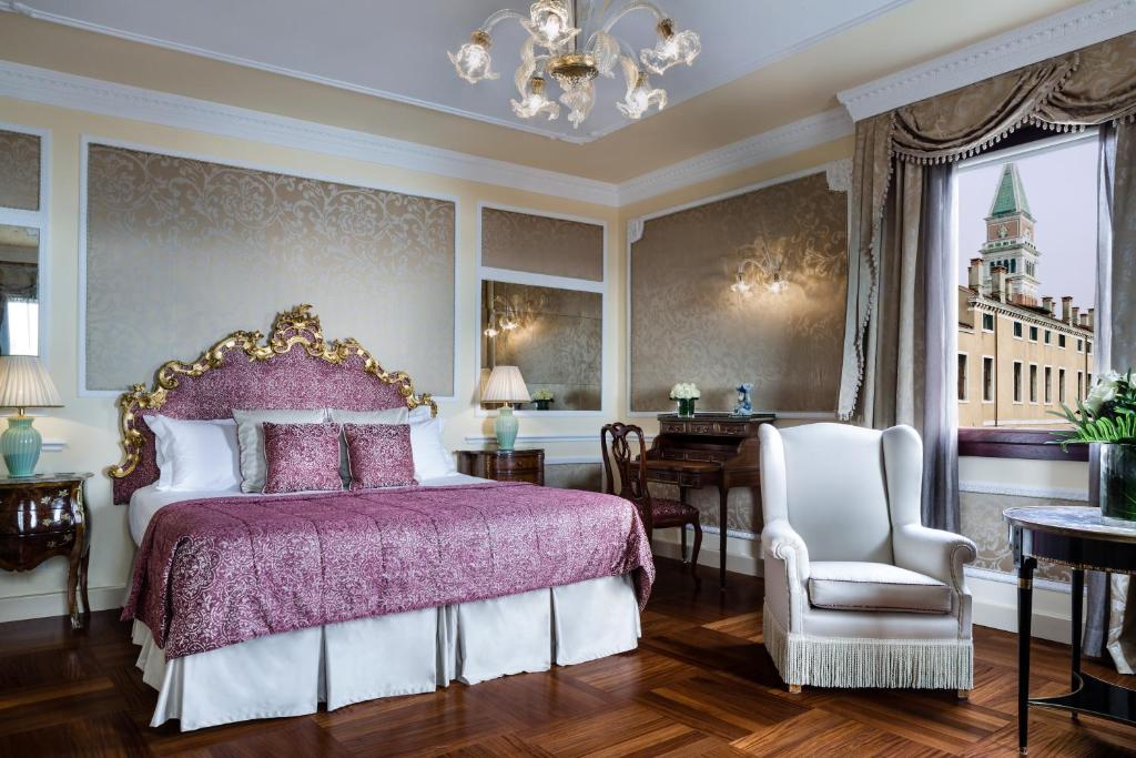 Сьюит (Полулюкс с видом на лагуну), Baglioni Hotel Luna - The Leading Hotels of the World