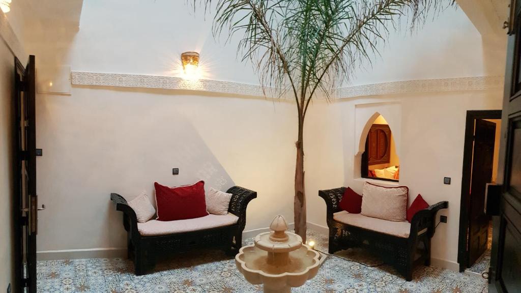 Номер (Дом с 5 спальнями), Riad Africa