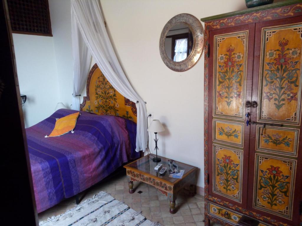 Двухместный (Стандартный номер с кроватью размера «king-size» (DJEANNA)) отеля Riad Letchina, Фес