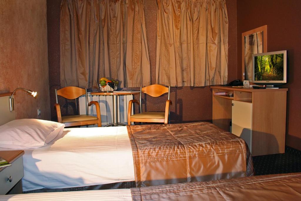 Двухместный (Двухместный номер с 2 отдельными кроватями) отеля Hotel Brod, София