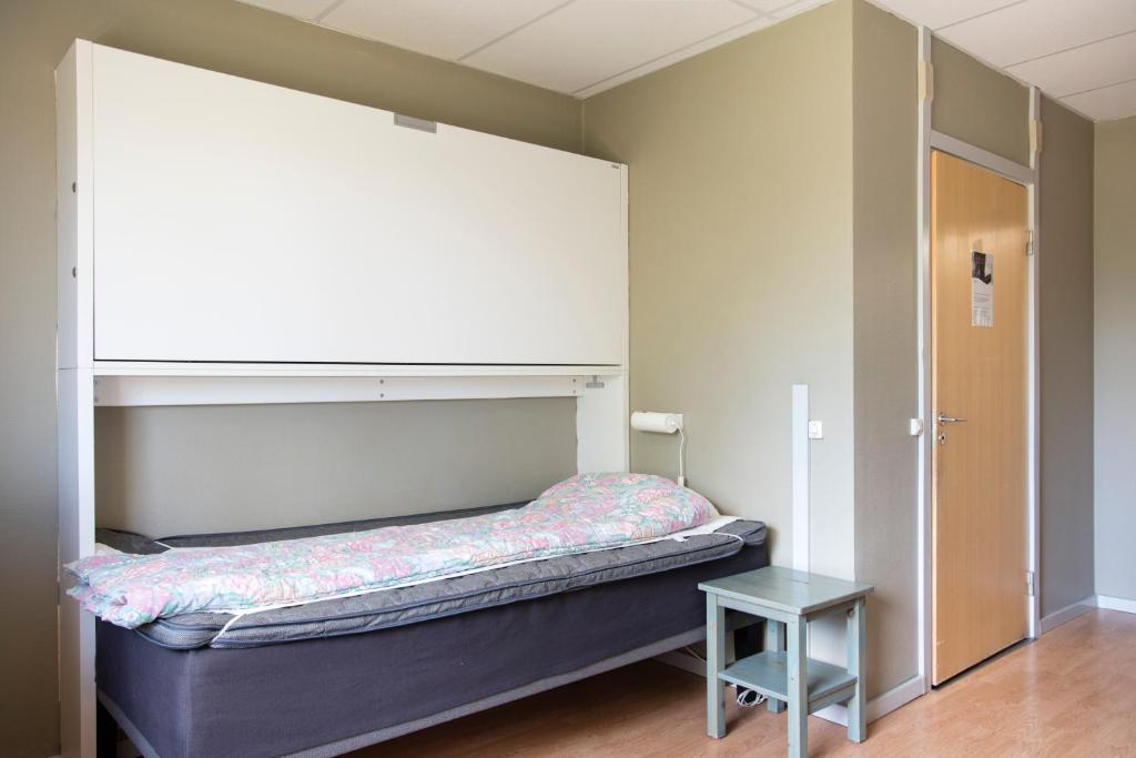 Двухместный (Стандартный двухместный номер с 2 отдельными кроватями и собственным туалетом) хостела STF Hostel Sälen, Стётен