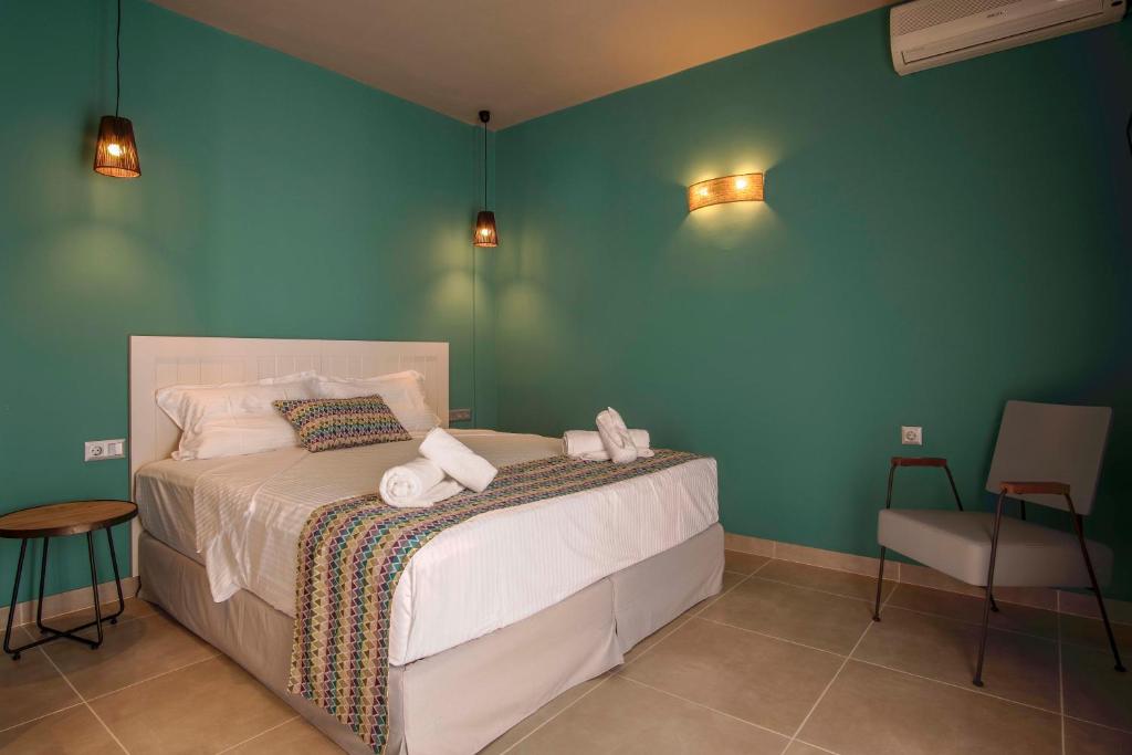 Сьюит (Полулюкс с видом на горы) апарт-отеля Armeno Resort, Маратиас