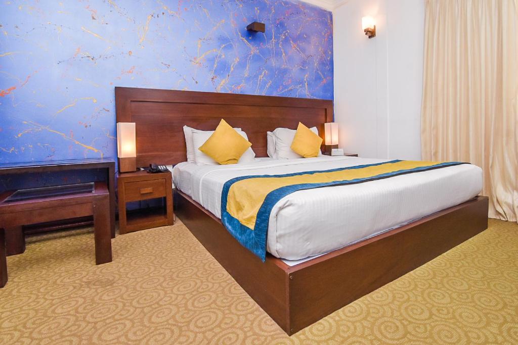 Двухместный (Стандартный двухместный номер с 1 кроватью) отеля Ceylon City Hotel,Colombo, Коломбо