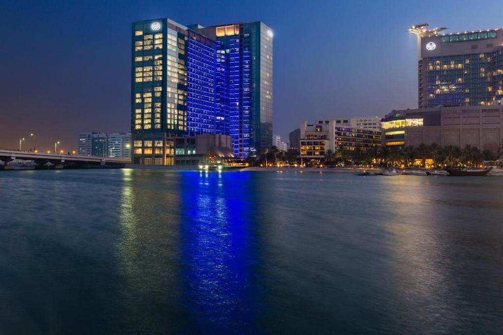 Апарт-отель Beach Rotana Residences