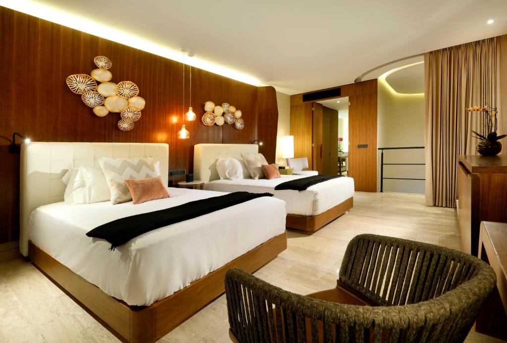 Сьюит (Люкс в мансарде с гидромассажной ванной и террасой) курортного отеля TRS Coral Hotel - Adults Only - All Inclusive, Канкун