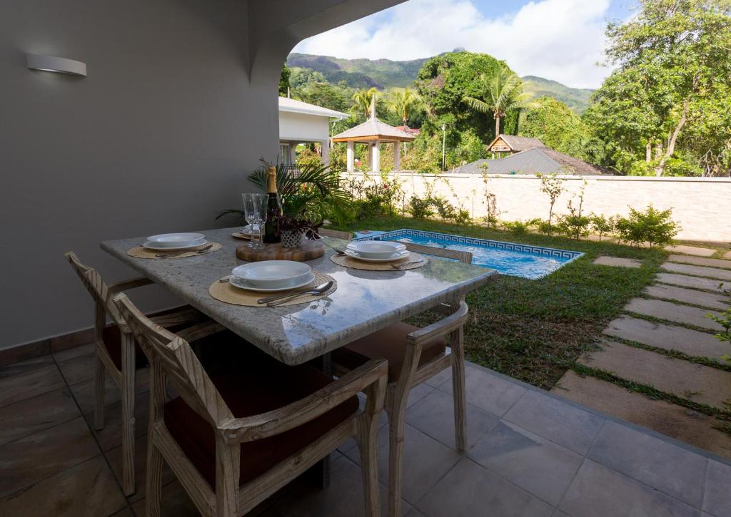 Номер (Шале с одной спальней), Beau Vallon Villa Chalets