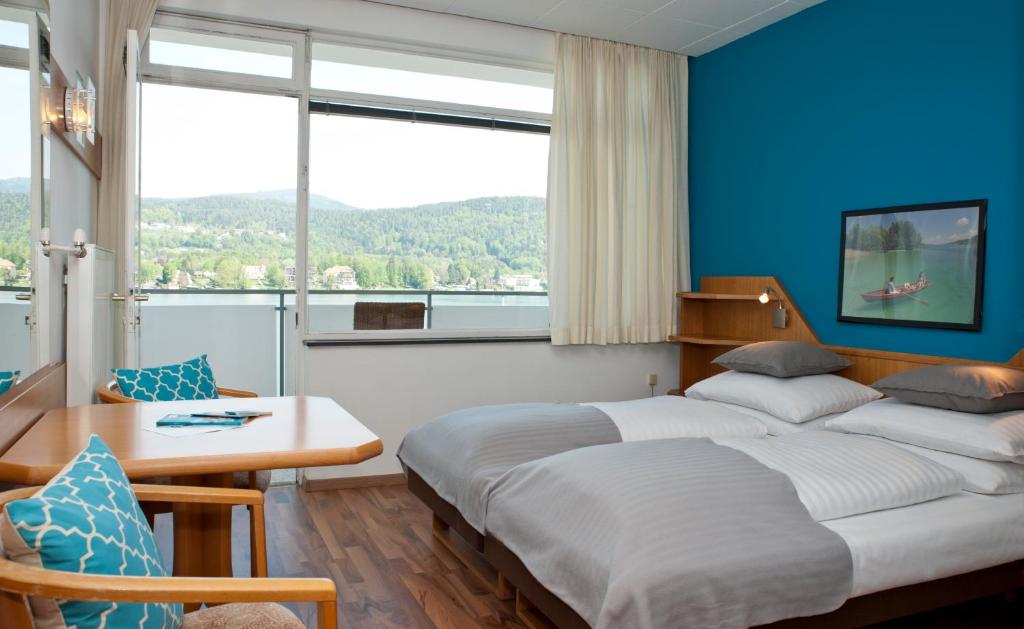 Двухместный (Двухместный номер с 1 кроватью и балконом) отеля Tennis & Yacht Hotel Velden, Фельден-ам-Вёртерзе