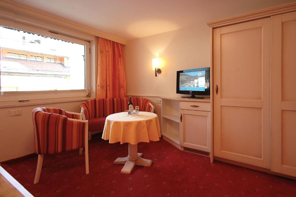 Двухместный (Двухместный номер с 1 кроватью) отеля Hotel Garni Villa Knauer, Майрхофен