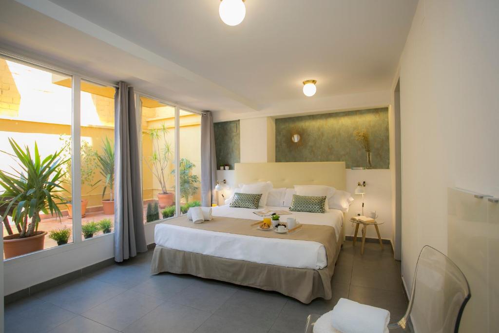 Двухместный (Двухместный номер с 1 кроватью и террасой) хостела SingularStays Botanico 29 Rooms, Валенсия