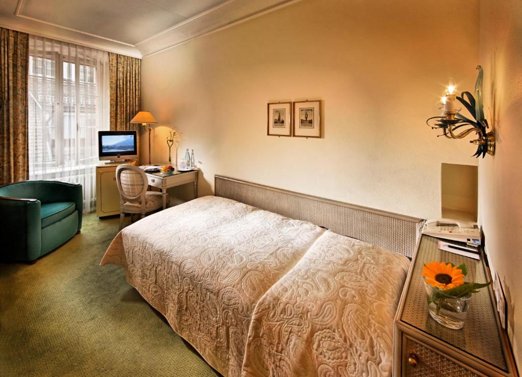 Одноместный (Одноместный номер эконом-класса) отеля Romantik Hotel Wilden Mann Luzern, Люцерн