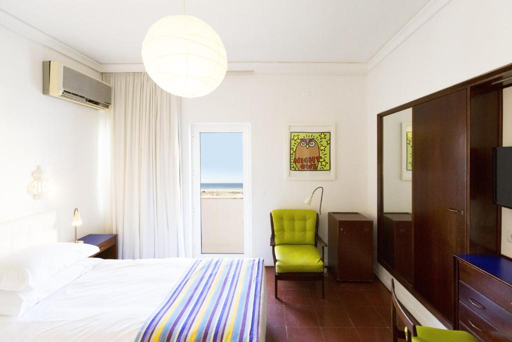 Двухместный (Двухместный номер с 1 кроватью и балконом, вид на море) отеля Hotel Vasco Da Gama, Монте-Гордо