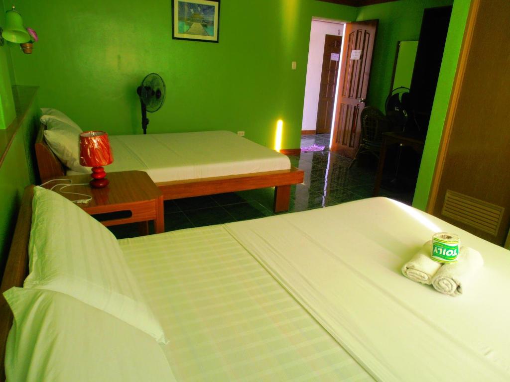 Двухместный (Стандартный двухместный номер с 1 кроватью и вентилятором) курортного отеля Blue Corals Beach Resort, Малапаскуа