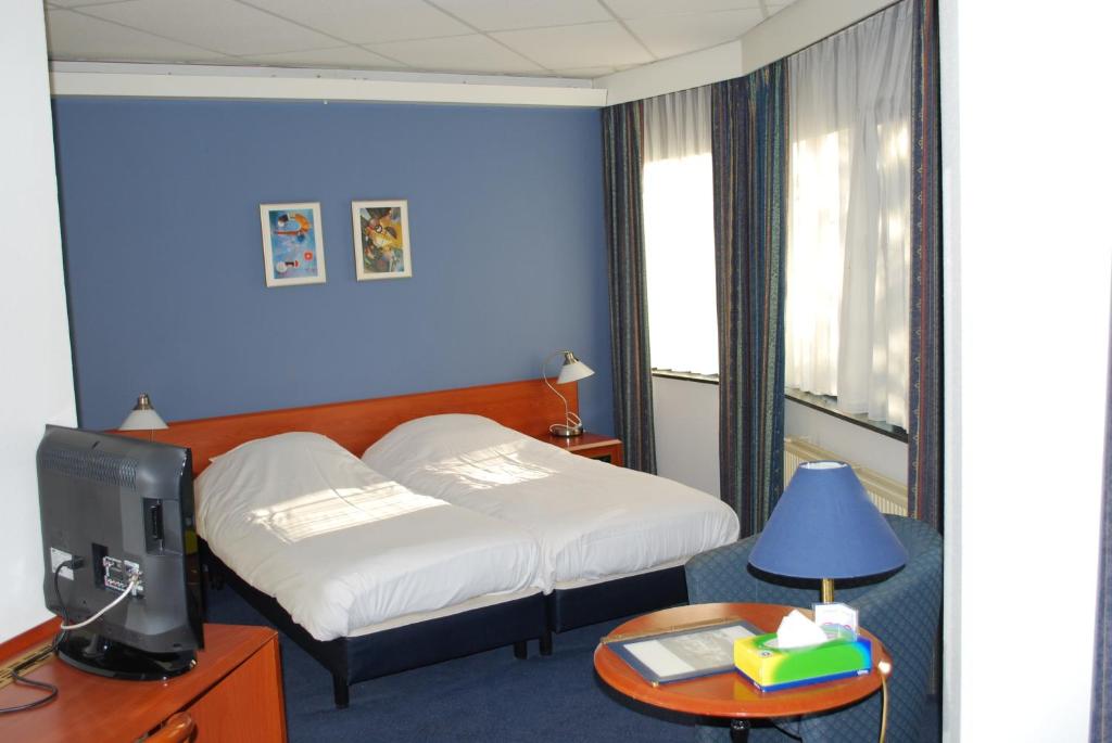 Двухместный (Стандартный двухместный номер с 1 кроватью или 2 отдельными кроватями) отеля Hotel Landgoed Ekenstein, Гронинген