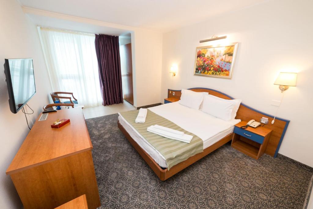 Двухместный (Двухместный номер с 1 кроватью - 1 этаж без террасы) отеля Hotel Bavaria Blu, Мамая