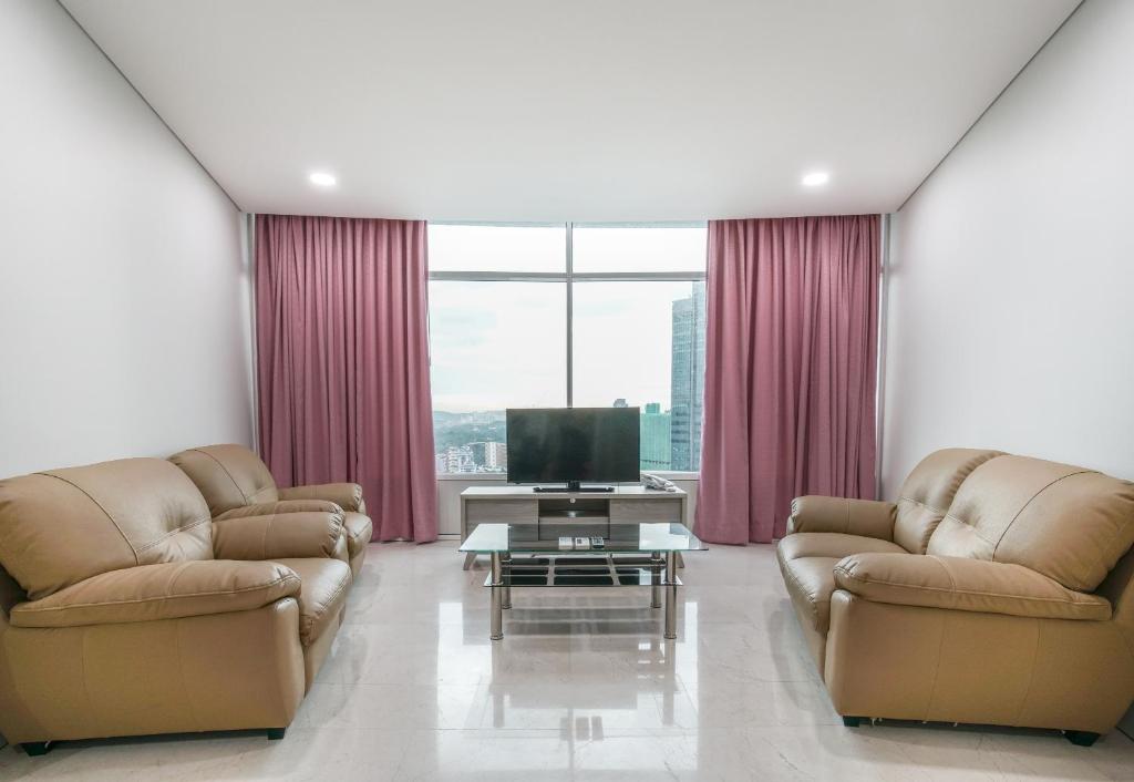 Апартаменты (Luxury Two-Bedroom Suite (No Balcony)), The Penthouse KLCC