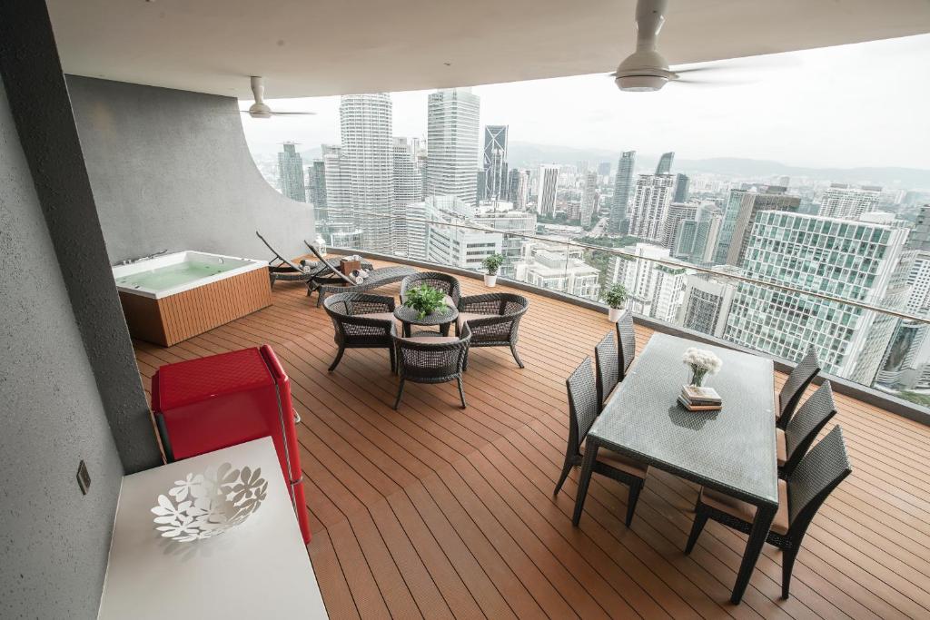 Апартаменты (Президентский люкс в пентхаусе), The Penthouse KLCC