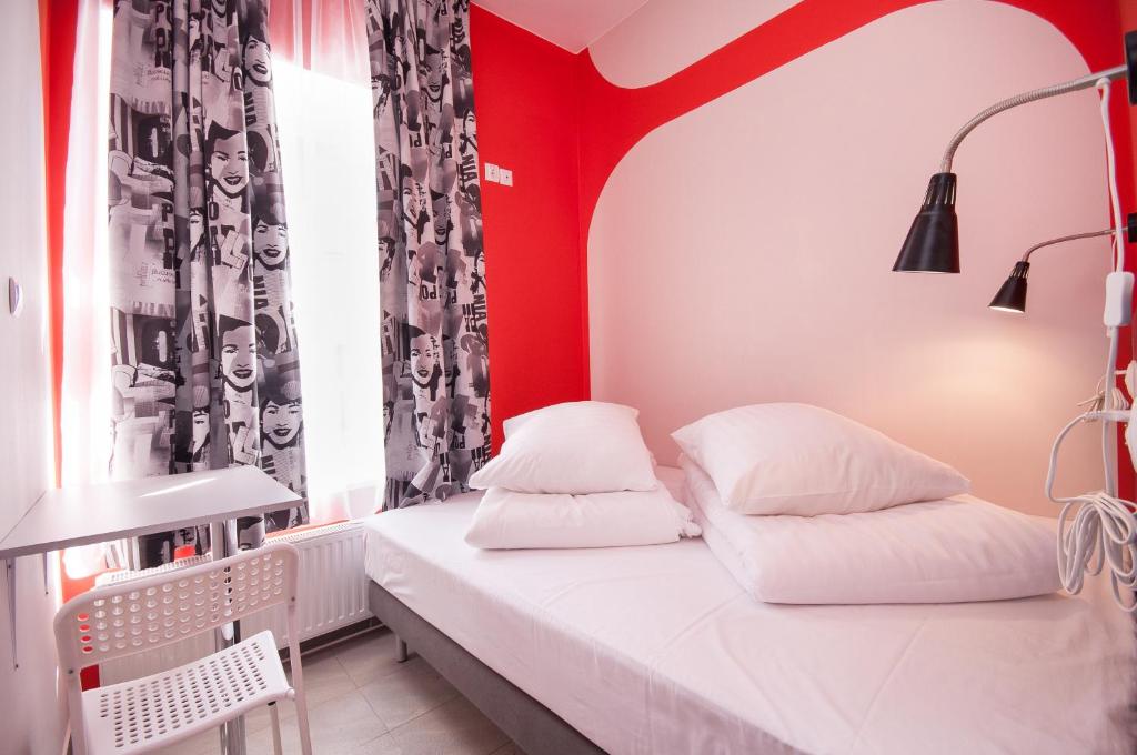 Двухместный (Двухместный номер с 1 кроватью или 2 отдельными кроватями и ванной комнатой) хостела La Guitarra Hostel Gdańsk, Гданьск