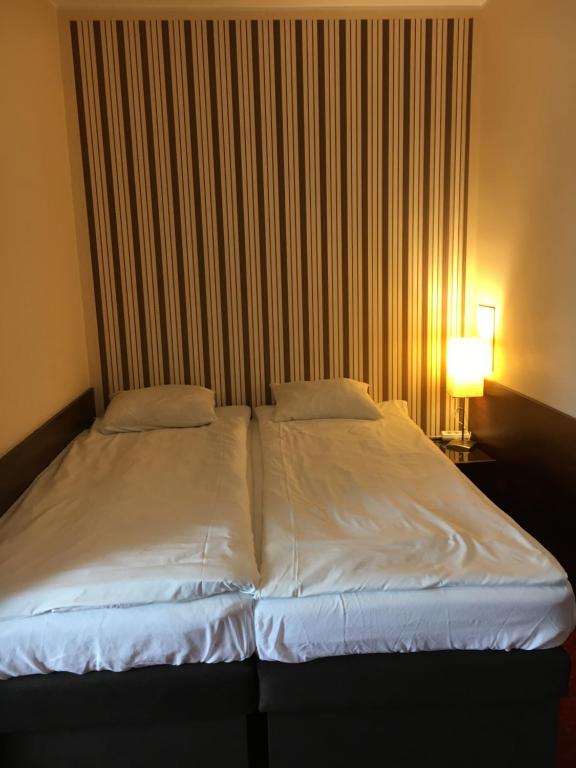 Двухместный (Двухместный номер Делюкс с 1 кроватью или 2 отдельными кроватями) отеля Villa Ventana Poznań, Познань