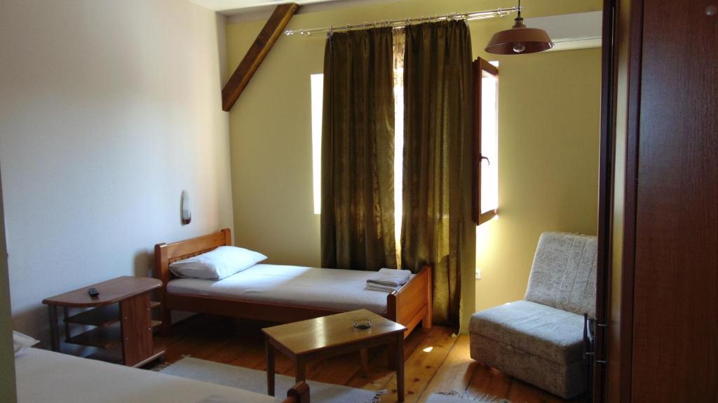 Двухместный (Стандартный двухместный номер с 2 отдельными кроватями и собственной ванной комнатой) гостевого дома Rooms Milin Lagum, Ириг