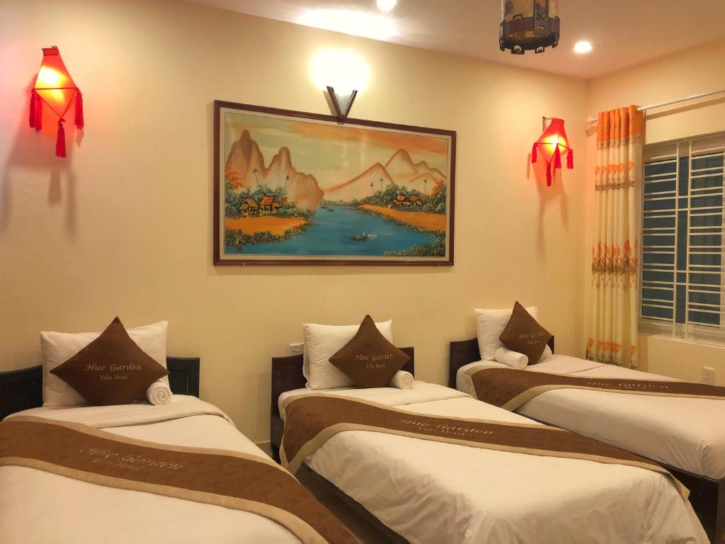 Трехместный (Трехместный номер эконом-класса) отеля Hue Garden Villa Hotel, Хюэ