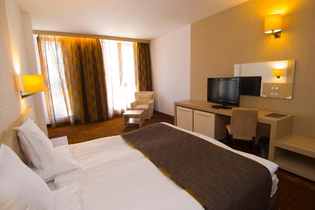 Двухместный (Двухместный номер с 1 кроватью или 2 отдельными кроватями) отеля Radina's Way Hotel, Боровец