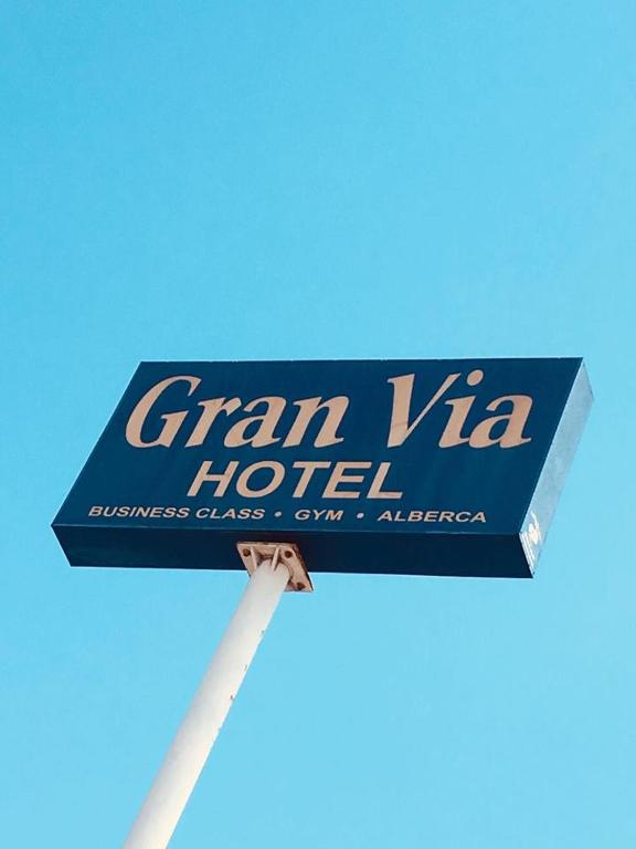 Отель Hotel Gran Via, Монклова