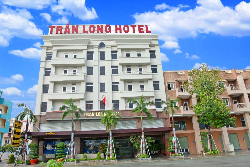Отель Tran Long Hotel, Хошимин