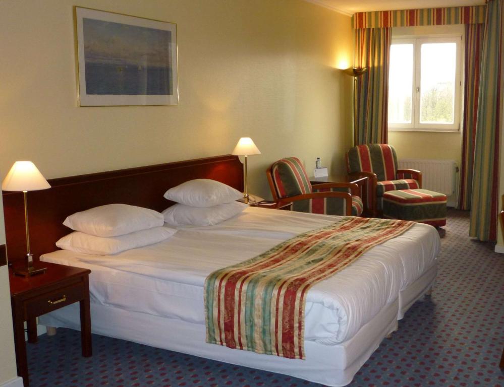 Двухместный (Двухместный номер Mini с 2 односпальными кроватями — Для некурящих) отеля Best Western Plus Park Hotel Brussels, Брюссель