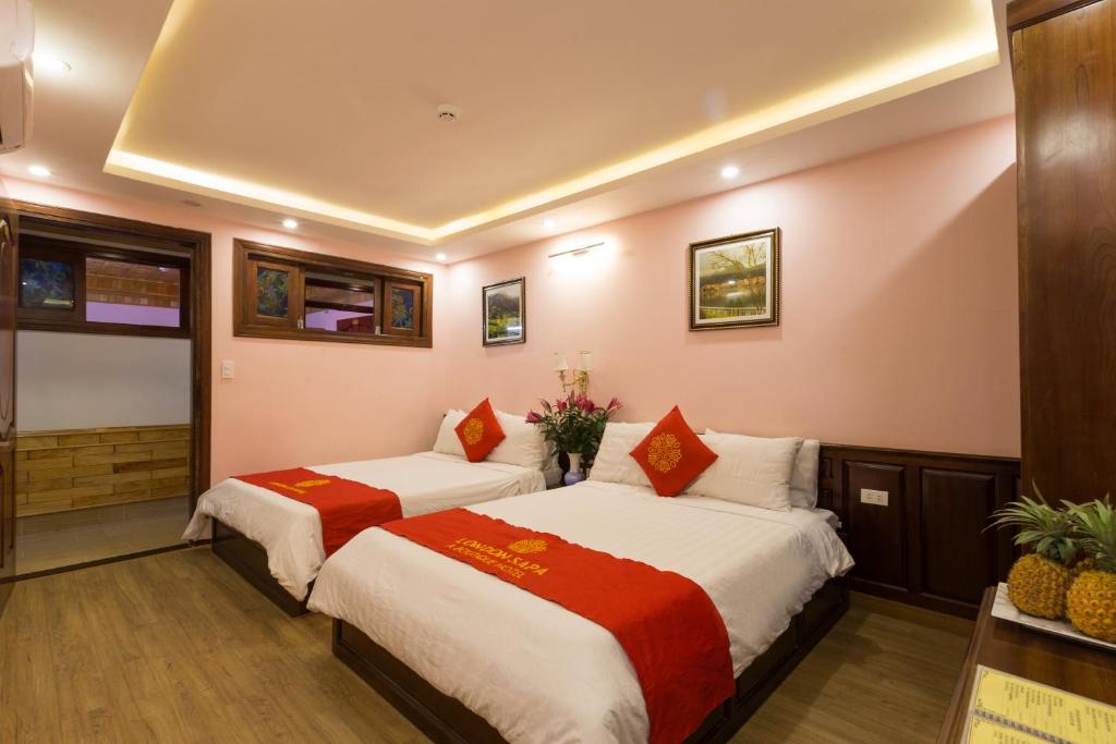 Двухместный (Улучшенный двухместный номер с 1 кроватью или 2 отдельными кроватями) отеля London Sapa Hotel, Сапа