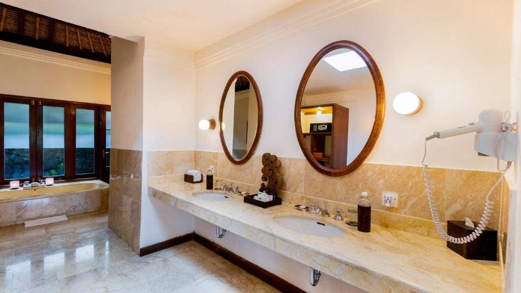 Вилла (Семейная вилла с видом на долину, бассейном и бесплатным ежедневным полдником), Natura Villa Ubud Bali