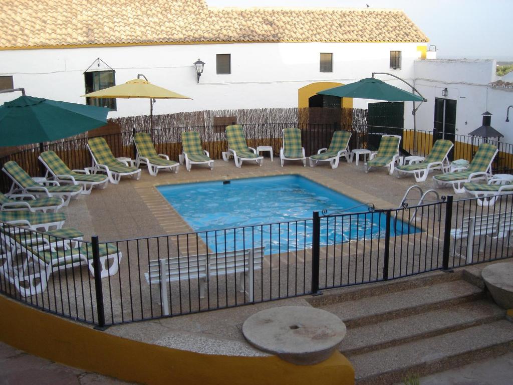 Апартаменты (Апартаменты с видом на бассейн) загородного отеля Cortijo Molino San Juan, Севилья
