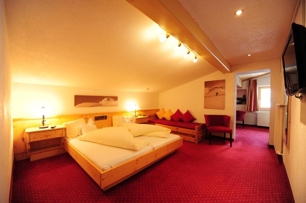 Двухместный (Стандартный двухместный номер с 1 кроватью) отеля Hotel Toni, Ишгль