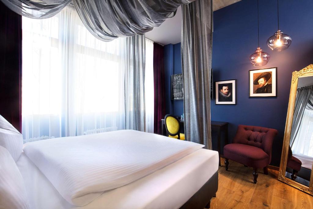 Двухместный (Двухместный номер «Комфорт» с 2 отдельными кроватями) отеля Best Western loftstyle Hotel Stuttgart-Zuffenhausen, Штутгарт