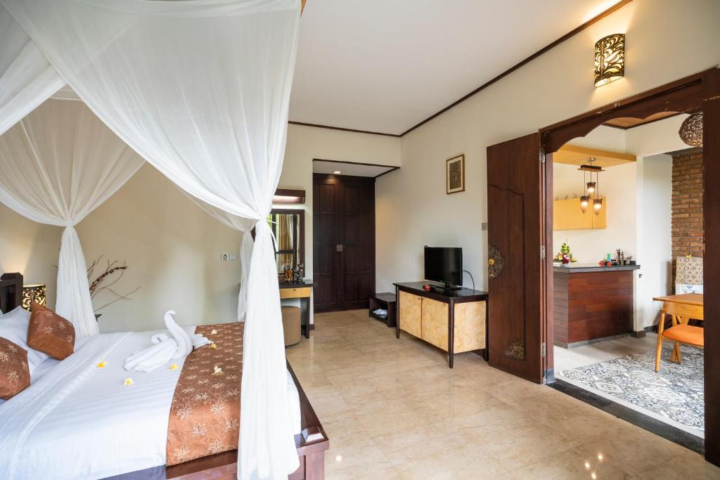 Вилла (Вилла с 1 спальней и бассейном, для длительного пребывания (минимум 30 ночей)) отеля Bali Ayu Hotel & Villas, Семиньяк
