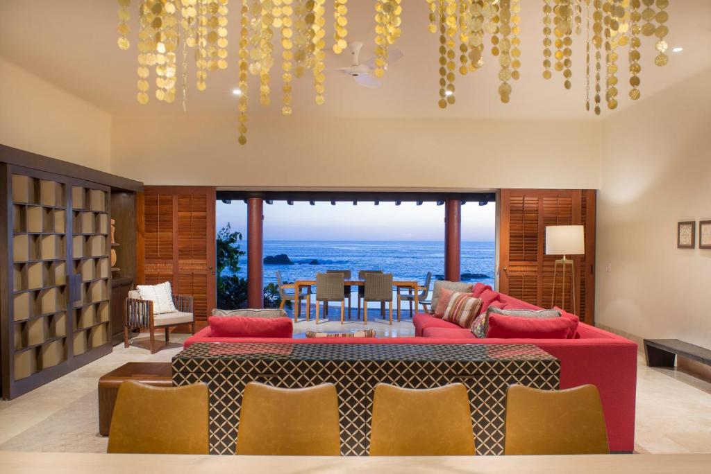 Сьюит (Sol Oceanfront Villa) отеля Four Seasons Resort Punta Mita, Пунта-де-Мита