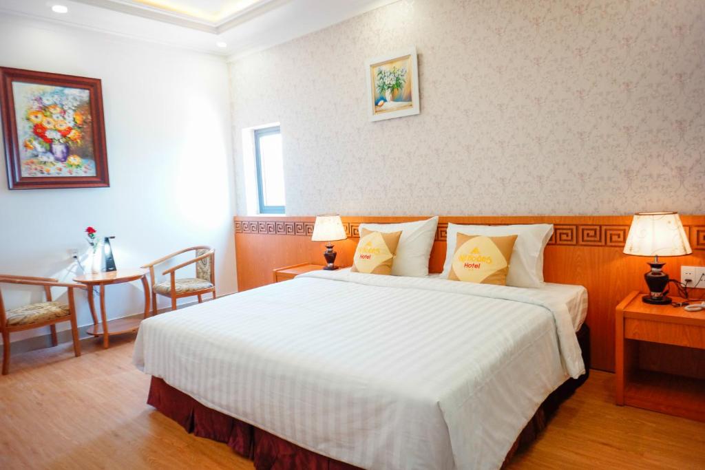 Двухместный (Двухместный номер Делюкс с 1 кроватью или 2 отдельными кроватями) отеля NỮ HOÀNG HOTEL, Фанранг
