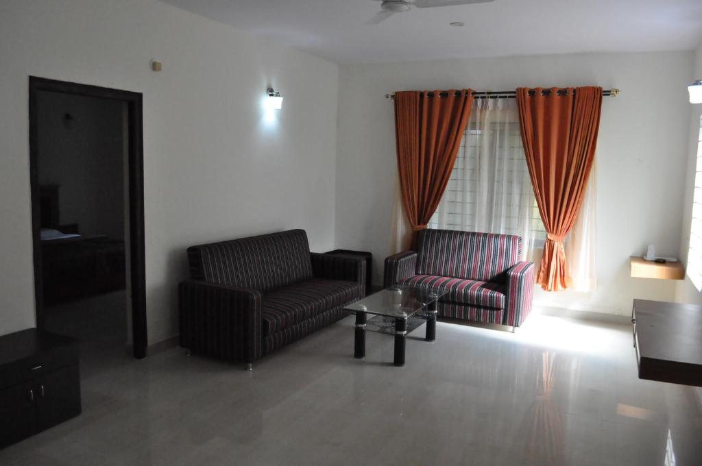 Сьюит (Представительский люкс) курортного отеля Radiant Resort, Бангалор