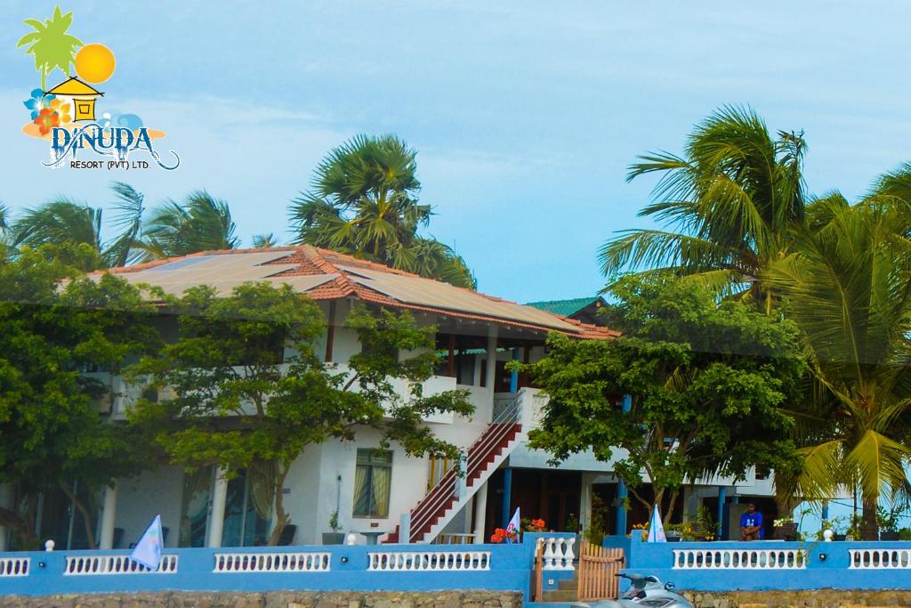 Двухместный (Улучшенный двухместный номер с 1 кроватью и видом на лагуну) курортного отеля Dinuda Resort, Калпития