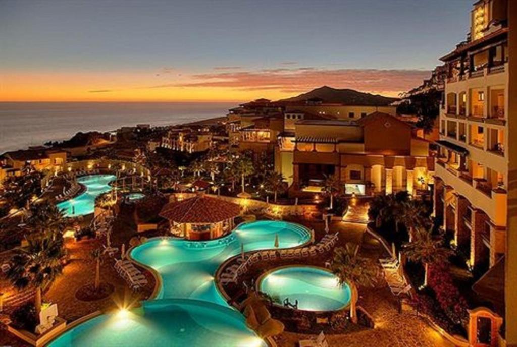Suites at Sunset Beach Cabo San Lucas