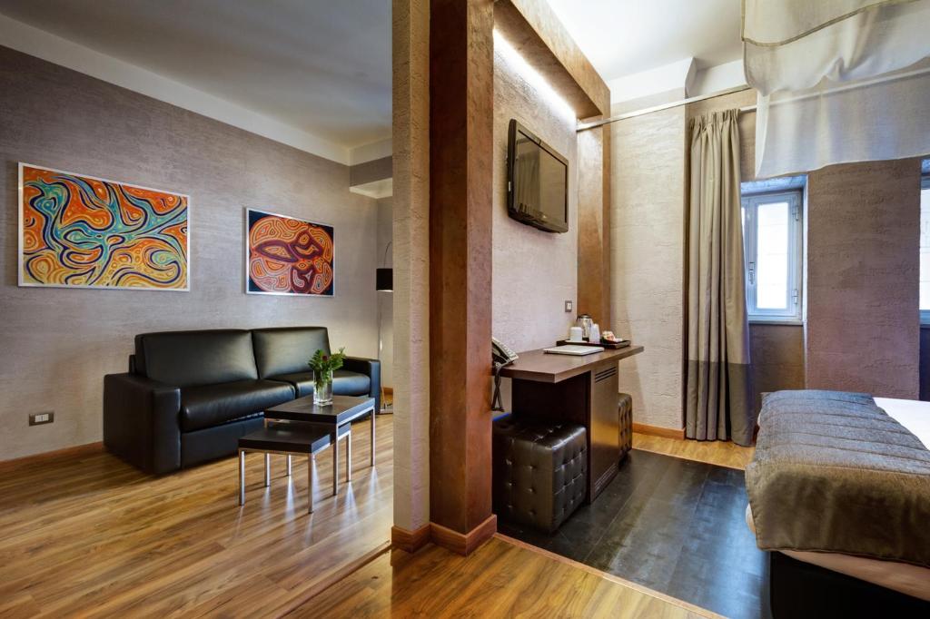 Семейный (Семейный люкс) отеля Dharma Hotel & Luxury Suites, Рим