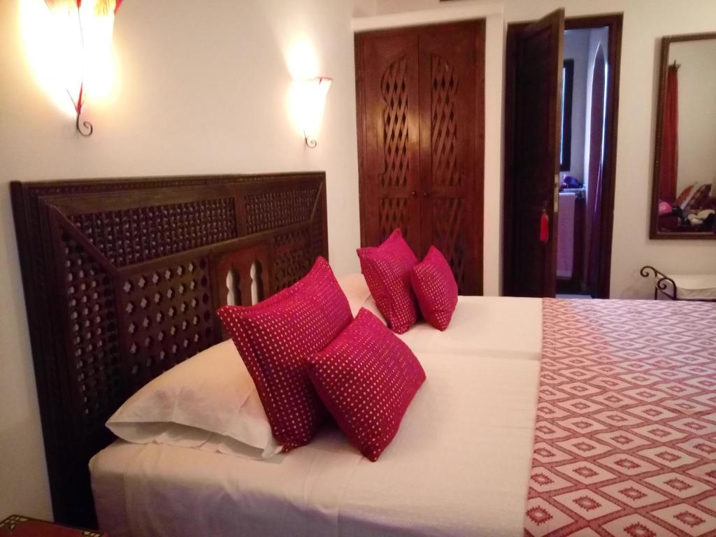 Двухместный (Двухместный номер с 2 отдельными кроватями «Роза») гостевого дома Dar Manara, Асила