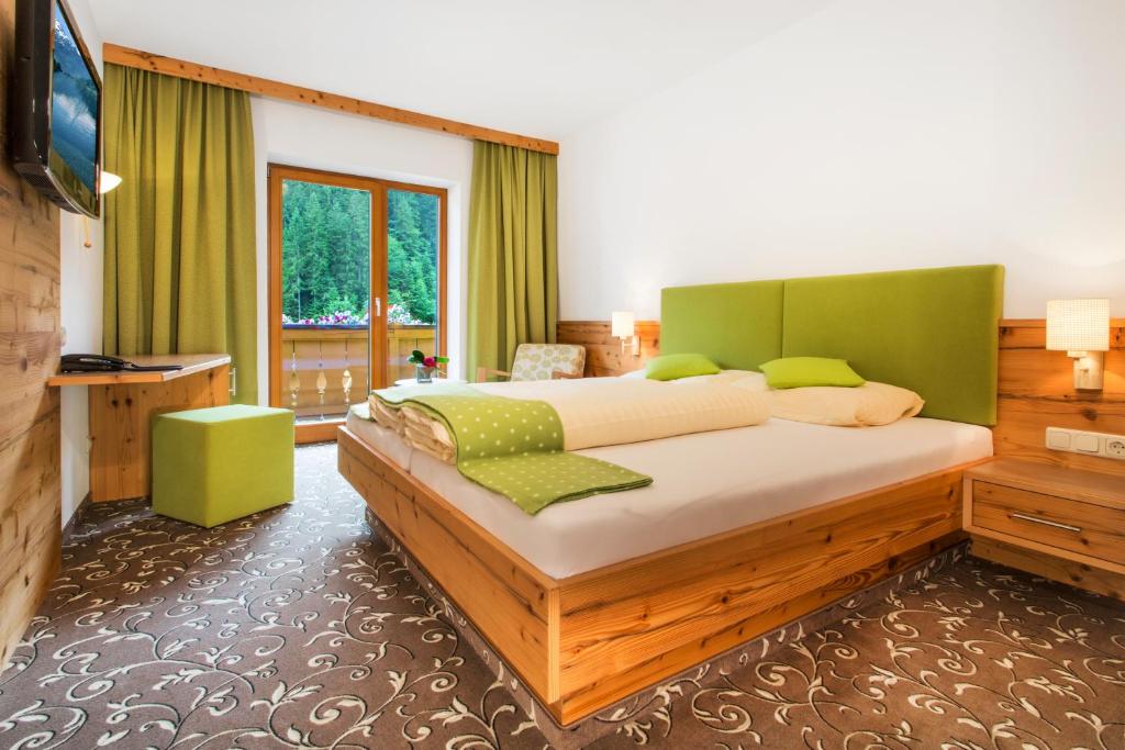 Двухместный (Двухместный номер с 1 кроватью и видом на горы) отеля Hotel Oberwirt - Das herzliche Hotel, Леоганг