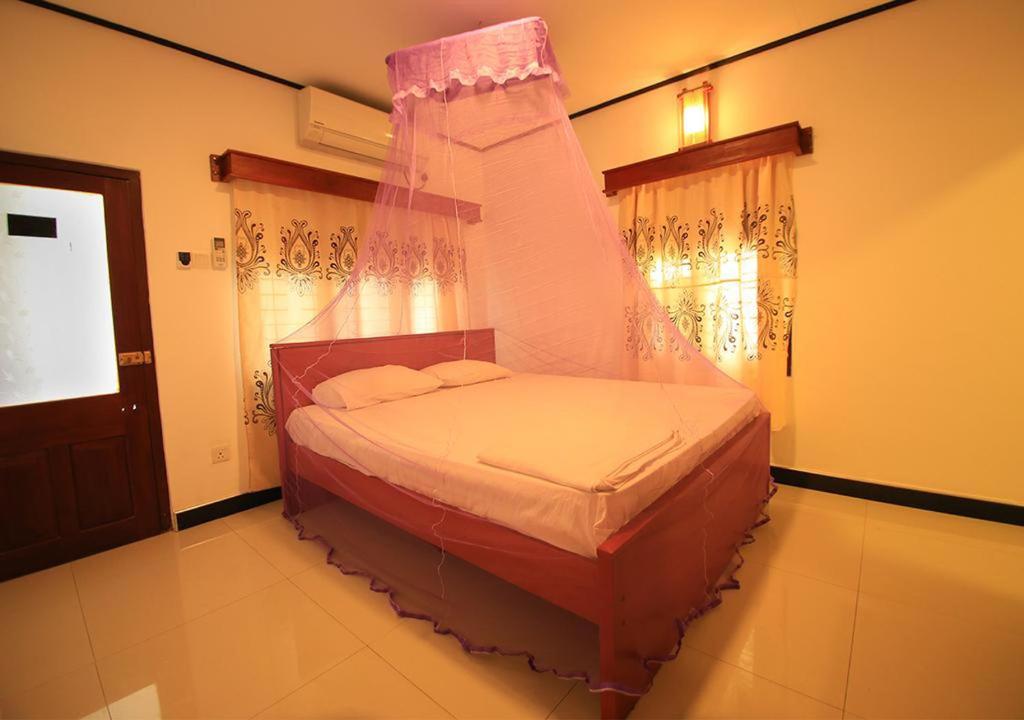 Двухместный (Стандартный двухместный номер с кондиционером) семейного отеля Millennium Home Stay, Негомбо