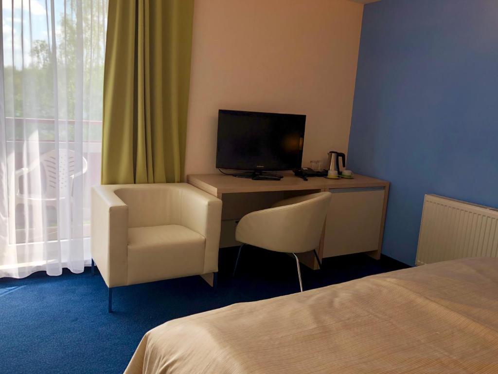 Двухместный (Улучшенный двухместный номер с 1 кроватью и видом на долину) отеля Hotel Slovan, Татранска-Ломница