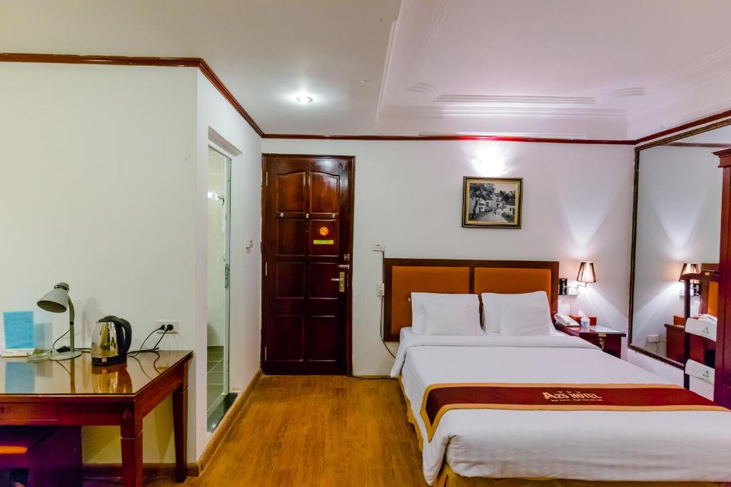 Двухместный (Стандартный двухместный номер с 1 кроватью или 2 отдельными кроватями) мотеля A25 Hotel - Tue Tinh, Ханой