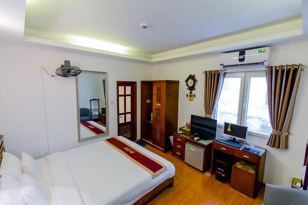 Двухместный (Стандартный двухместный номер с 1 кроватью или 2 отдельными кроватями) отеля A25 Hotel - Quang Trung, Ханой